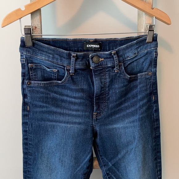 EXPRESS Mid-rise Skinny Jeans 6R